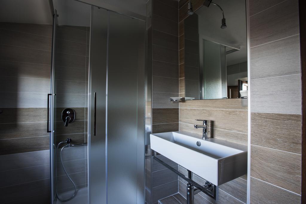 Bed and Breakfast Antico Borgo Seggiano Habitación foto